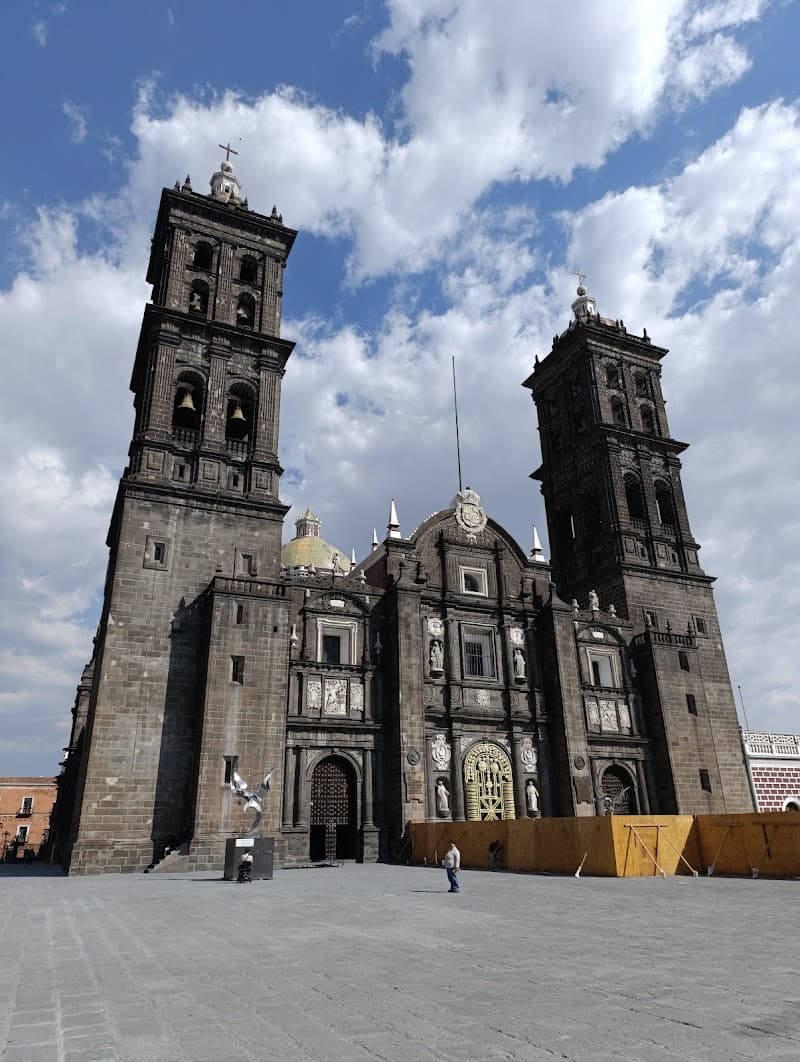 Puebla Cathedral & Zócalo