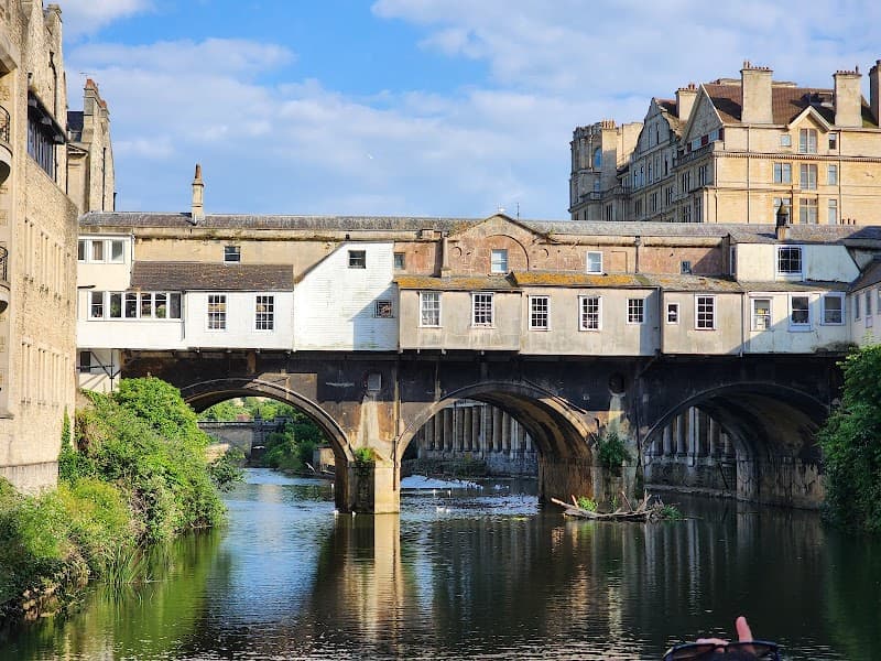 Pulteney Bridge and River Avon Walk