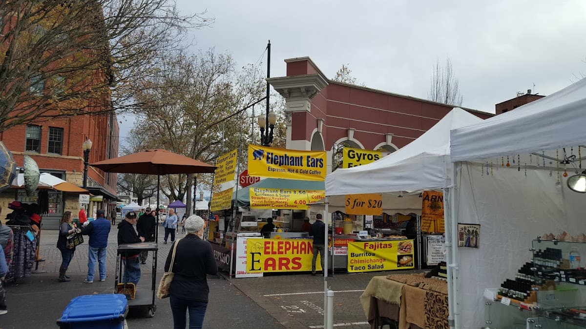 Saturday Market & Eastbank Esplanade