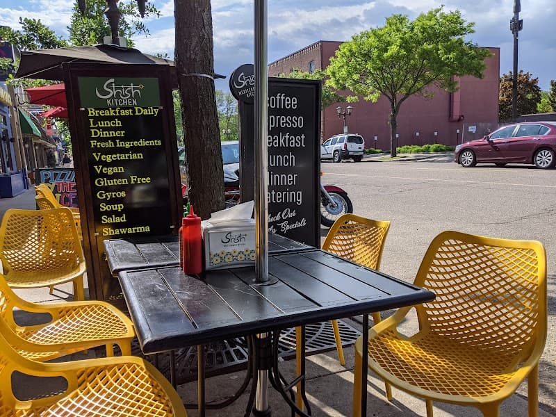 7 Days of Romantic St. Paul: Gardens, History, and Easy Wanders
