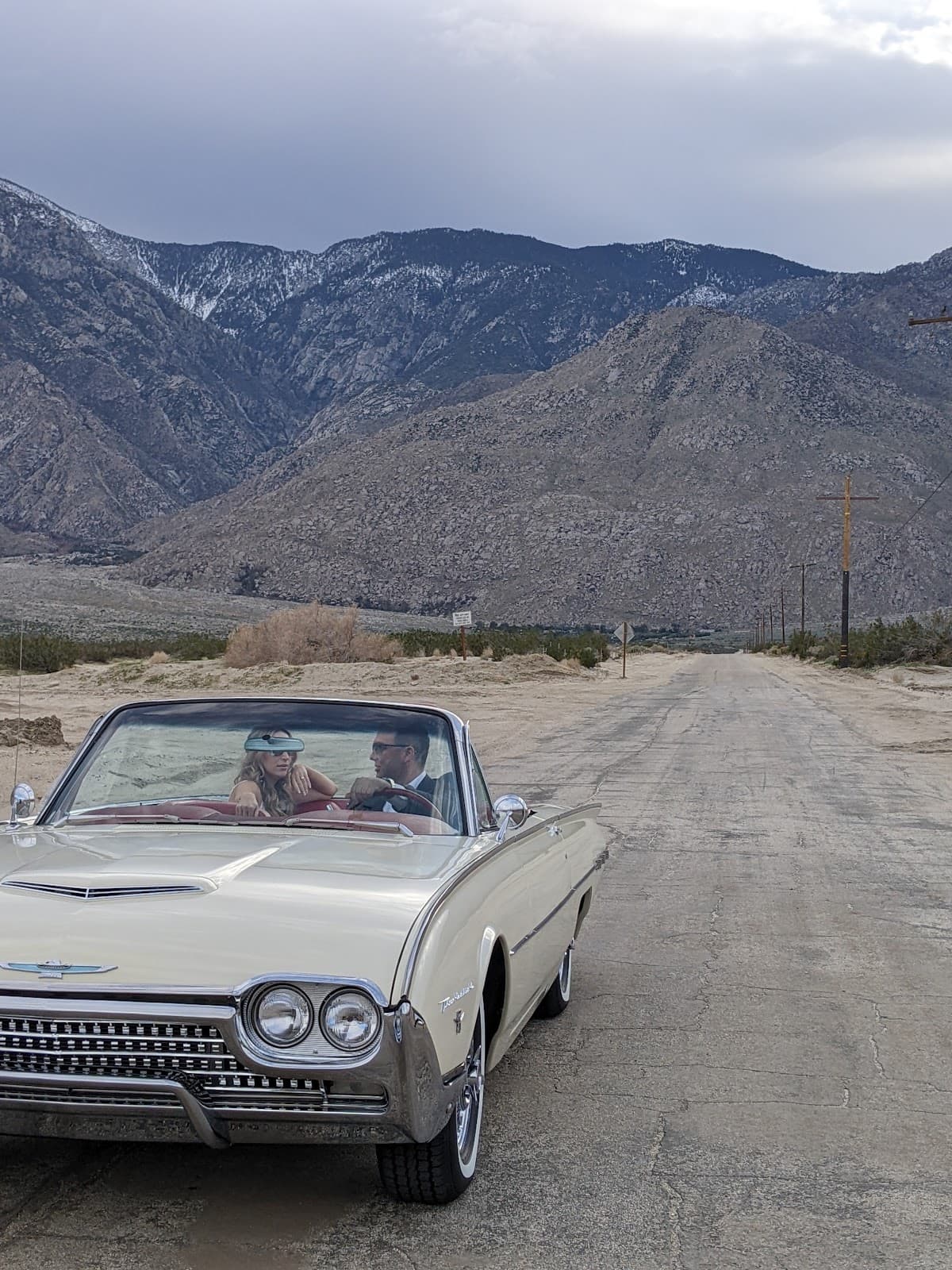 Shopping on Palm Canyon Drive