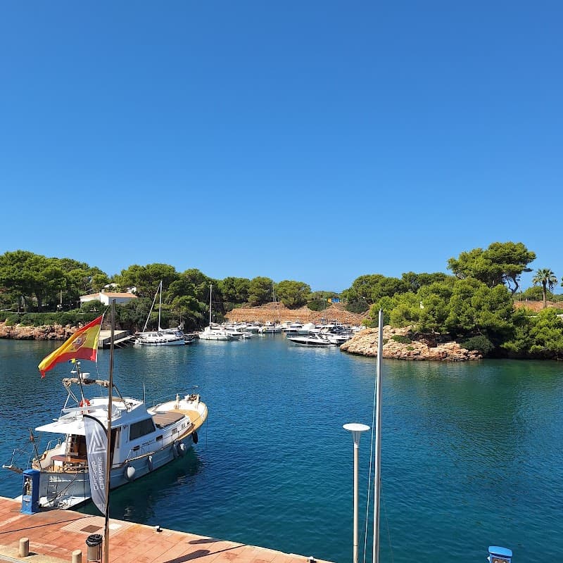 Small Harbor Café (Port de Ciutadella)