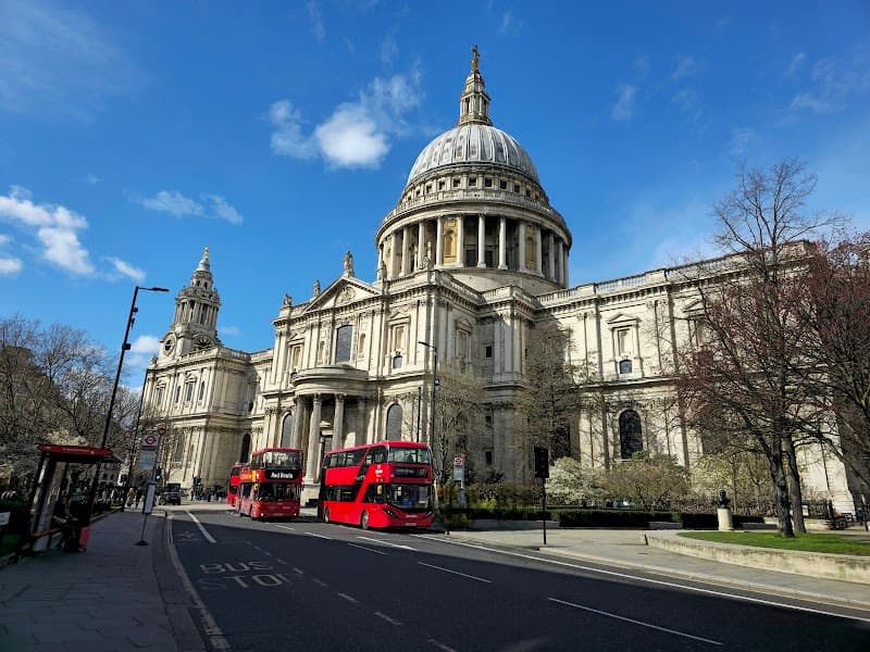 St. Paul's Cathedral (private dawn access)