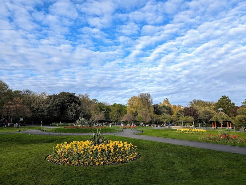 St. Stephen’s Green & Grafton Street Stroll