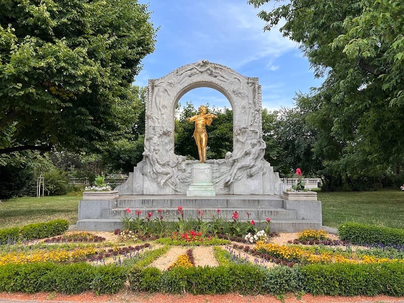 Stadtpark & Johann Strauss Monument