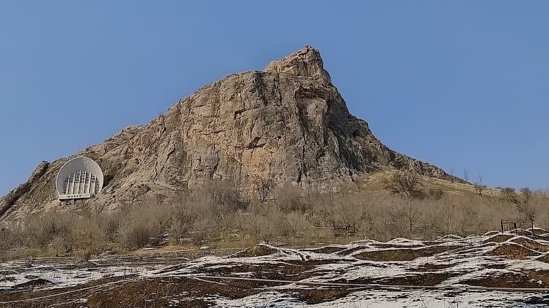 Osh in 3 Days: Mountains, Markets, and Silk-Road Calm