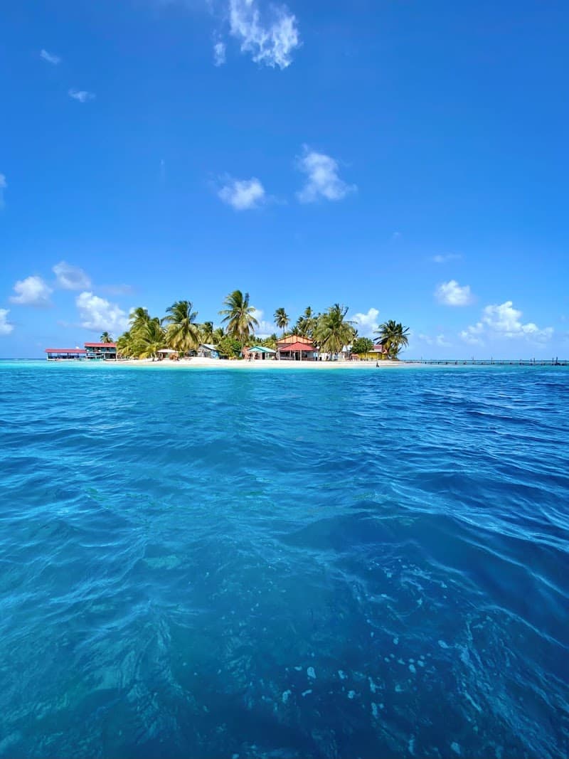Seven Wild Days Among the Guna Yala Islands