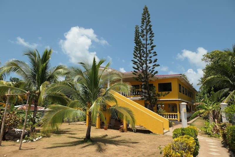 Sunshine Hotel Little Corn Island