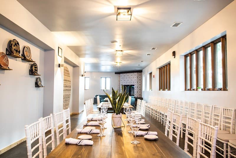 Taverna Modern Mediterranean (Fish & Vegetarian)