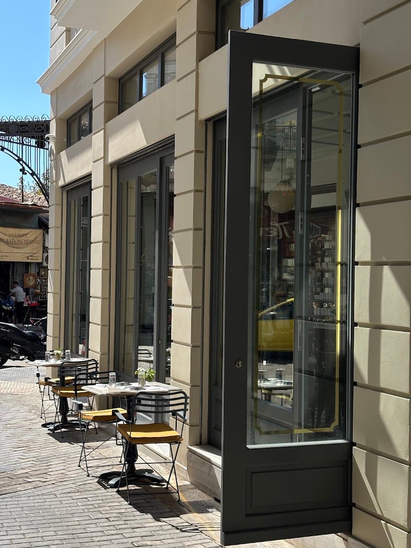 Athens Adventures: Ruins, Rooftops, and Coastal Nature