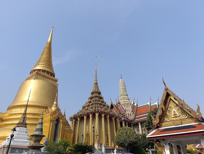 Bangkok in Two Days: Rivers, Royal Temples, and Rooftop Indulgence