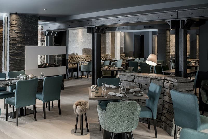 Ultra-Luxury Adventure Day in Edinburgh