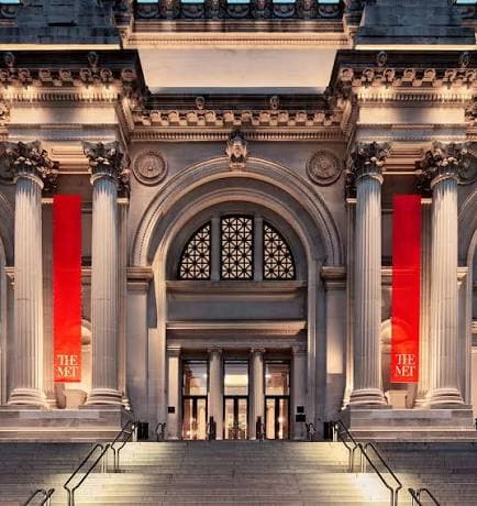 The Metropolitan Museum of Art (exterior and lobby or short visit)