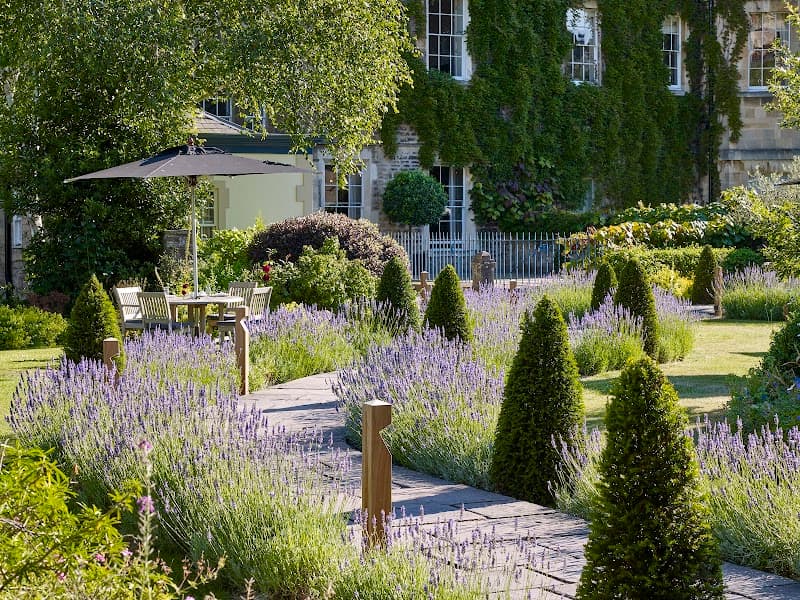 The Royal Crescent Hotel Garden Lounge