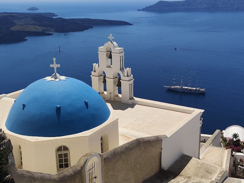 Three Bells of Fira Viewpoint (Firostefani Edge)