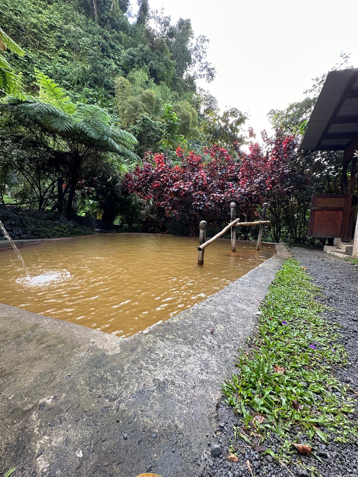 Ti Kwen Glo Cho Hot Springs Soak