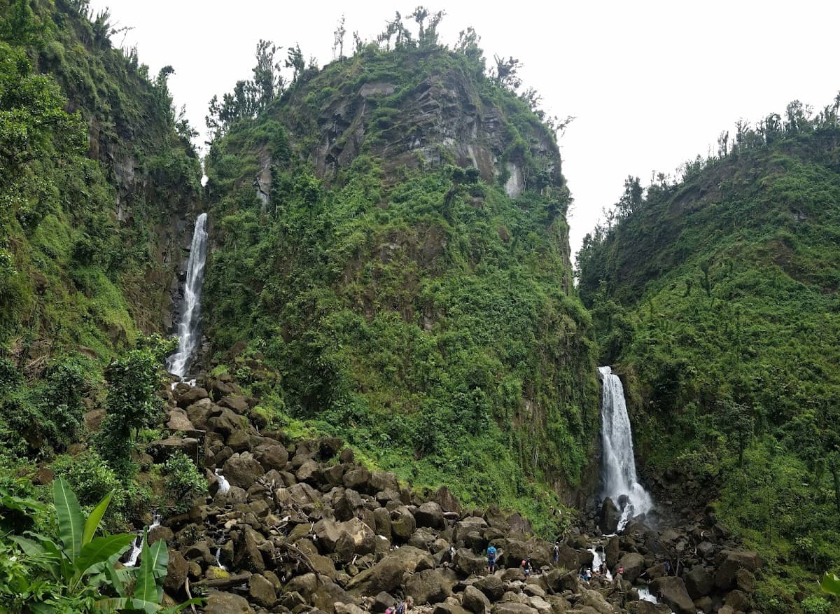 Trafalgar Falls Hike