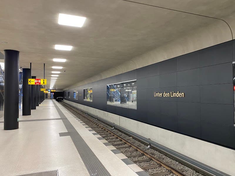 Unter den Linden Boulevard