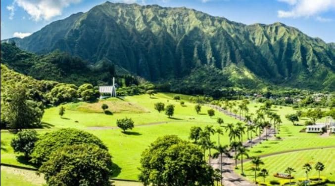 Valley of the Temples Memorial Park Walk