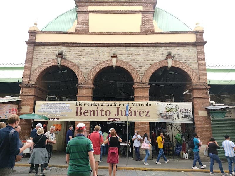 Mercado 20 de Noviembre (Selective Tasting)