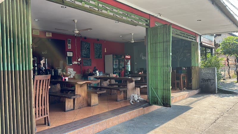 Warung Beachside