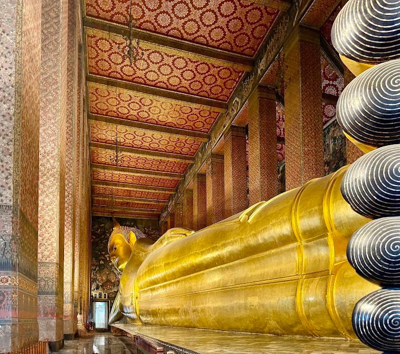 Wat Pho (Reclining Buddha Temple)