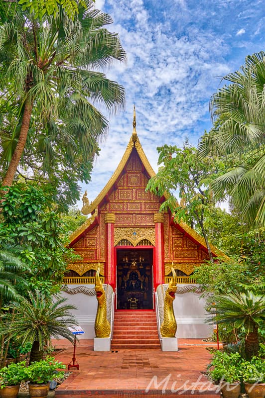 Wat Phra Kaew (Central Emerald Buddha Temple)