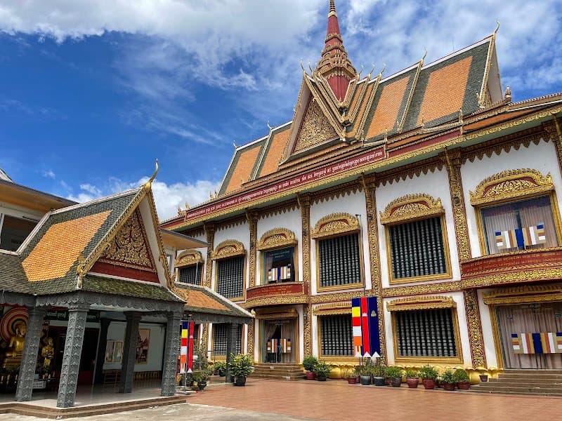 Wat Preah Prom Rath & Gardens