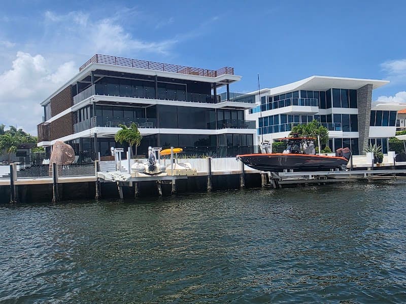 Water Taxi Tour ('Venice of America')