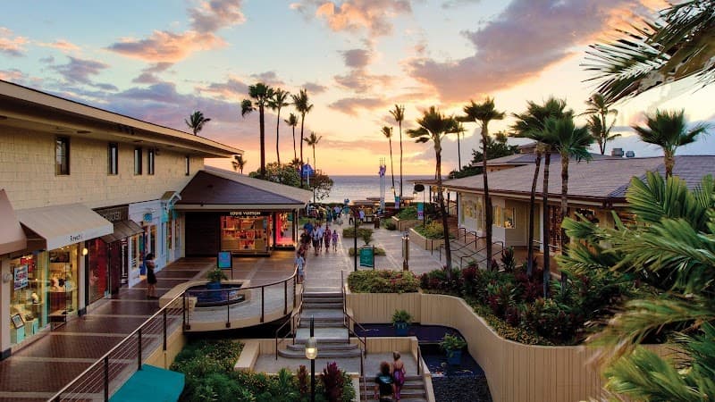 Whalers Village Shopping