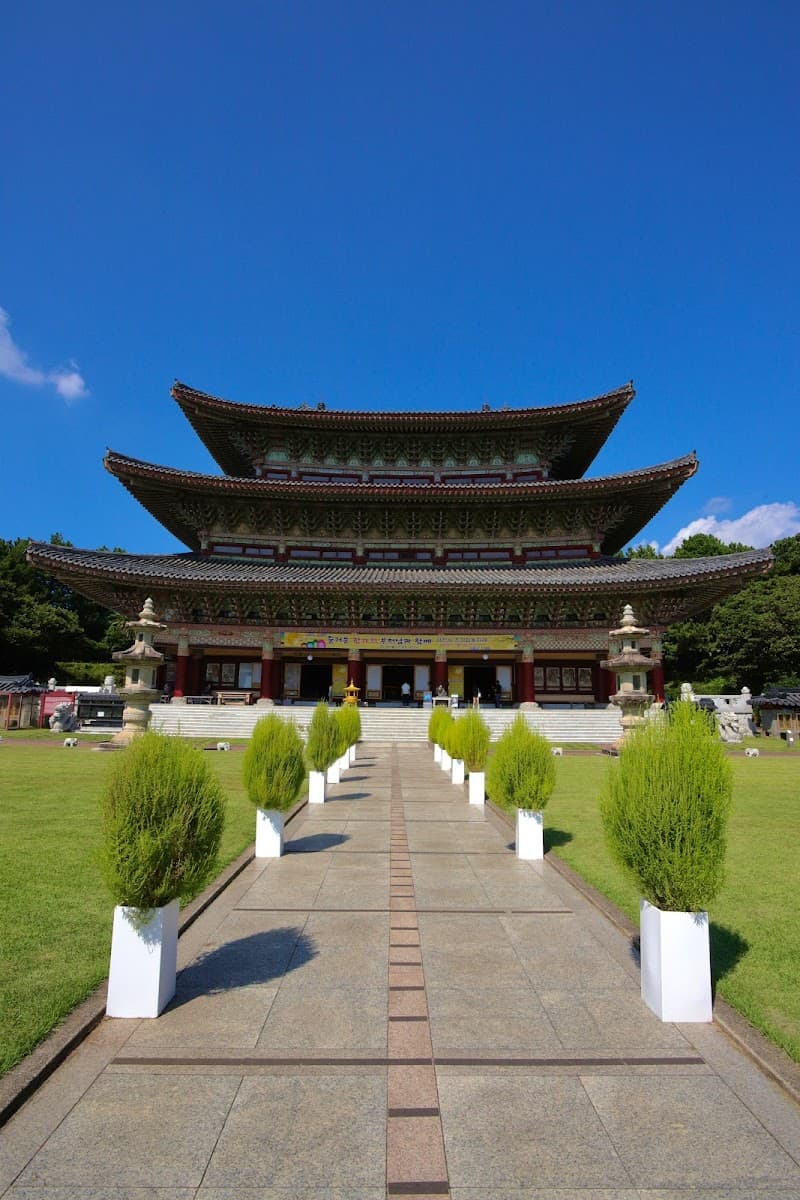 Yakcheonsa Temple