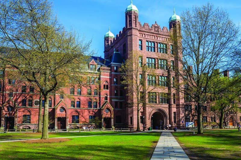 Romantic Week in New Haven’s Green & Hidden Corners