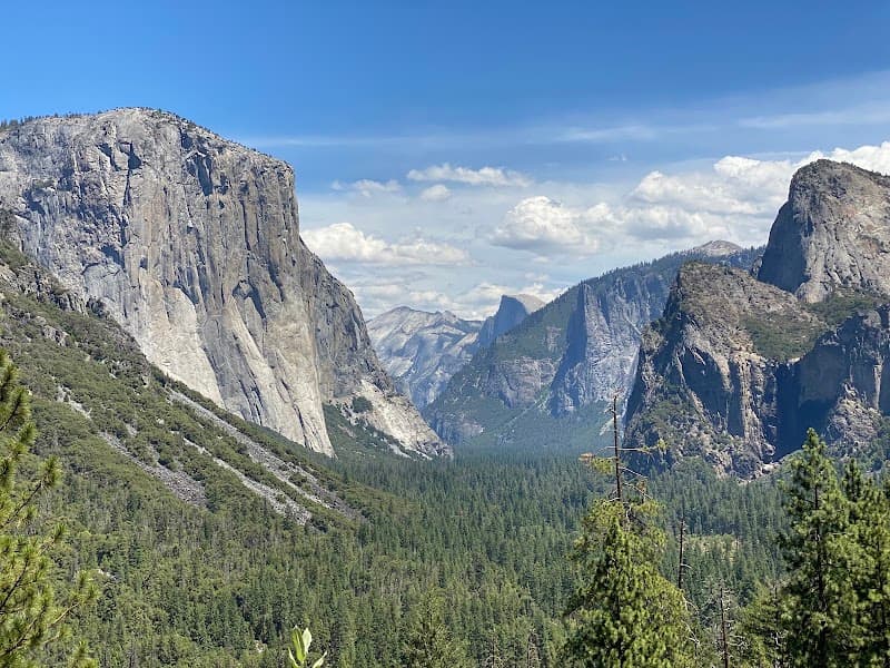Yosemite Valley Loop Trail (Short Segment)