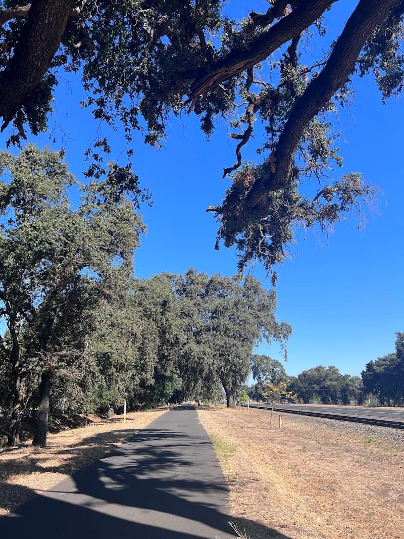 Yountville Free Explore