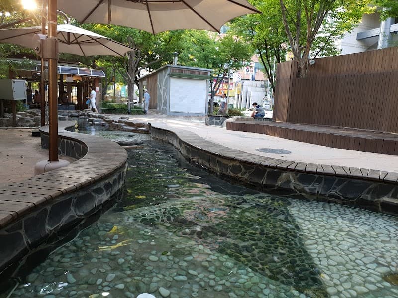 Yuseong Hot Springs Public Foot Bath
